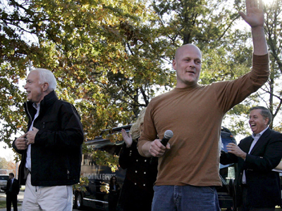 Επιστράτευσε πάλι τον «Τζο τον υδραυλικό»