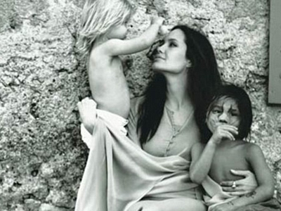 Η Αντζελίνα Τζολί σε προσωπικές στιγμές