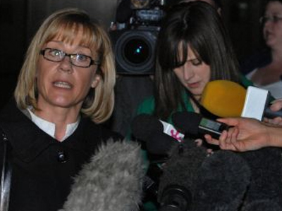 Ποινή 25 φορές ισόβια για τον πατέρα βιαστή