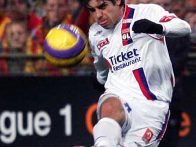 Στο Qatar o Juninho