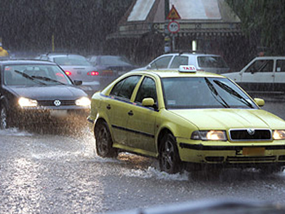 Προβλήματα από την κακοκαιρία στην Αττική