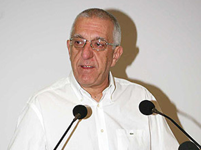 Με παραίτηση απειλεί ο Ν. Κακλαμάνης, αν περικοπούν έσοδα των δήμων