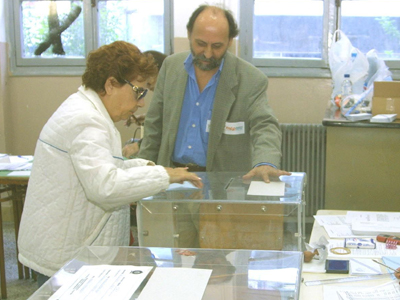 Άνοιξε η “ψαλίδα” μεταξύ ΝΔ-ΠΑΣΟΚ