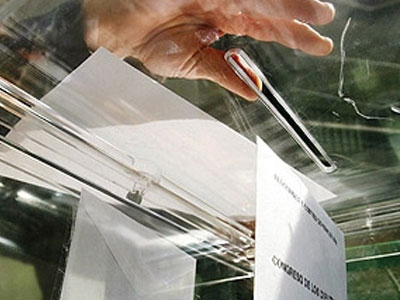 Μπροστά πάντα το ΠΑΣΟΚ και σε νέες δημοσκοπήσεις