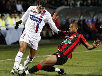 «Κλείνει» Κante, συζητάει με Puygrenier στη Γαλλία ο Αντωνίου