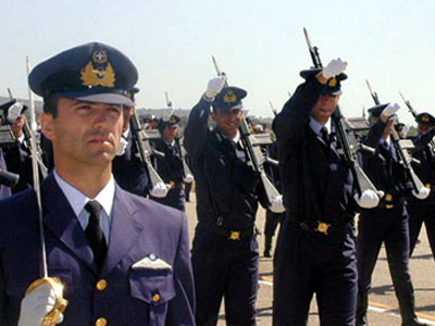 Kαψώνι Μανώλη στον αντικαταστάτη του βουλευτή