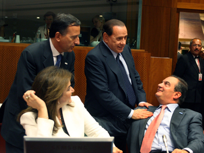 Έκτακτη συνάντηση Καραμανλή- Μπερλουσκόνι στην Κέρκυρα