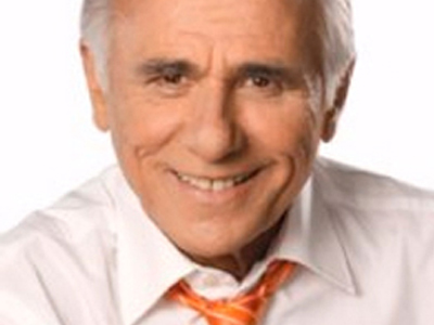 Έφυγε από τη «Σφήνα» ο Σ. Καρατζαφέρης