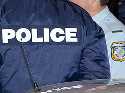 Μαχαίρωμα μέσα σε καφετέρια