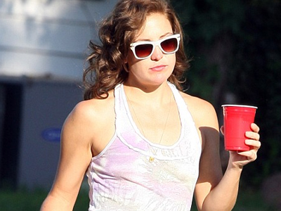 Η Kate Hudson… σκούρυνε