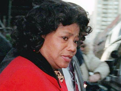 Έχασε η μητέρα του Michael Jackson τη διαχείριση της περιουσίας του