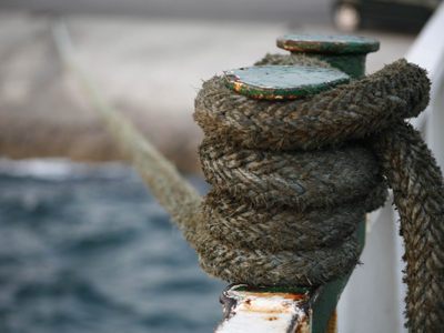 Προβλήματα στις θαλάσσιες συγκοινωνίες λόγω ανέμων