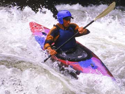 Έσπασε μόνος του το πόδι του για να σωθεί