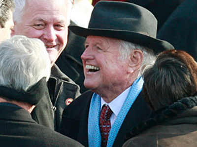 Κατέρρευσε ο Τεντ Κένεντι στο δείπνο της ορκωμοσίας του Ομπάμα