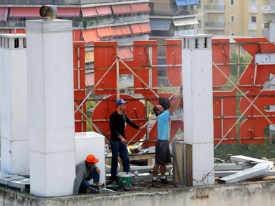 “Ξήλωσαν” παράνομες κεραίες κινητής τηλεφωνίας