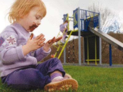 «Τα παιδιά θα βάλουν οτιδήποτε στο στόμα τους»