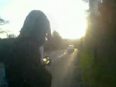 Τρομοκρατούσαν με όπλο διερχόμενα αυτοκίνητα