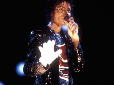 «Μαγικά χαρτάκια» για την τελευταία «εμφάνιση» του βασιλιά