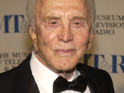 Blogger ο 92χρονος Κερκ Ντάγκλας