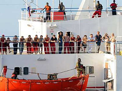 Σομαλοί πειρατές απελευθέρωσαν πλοίο από τα ΗΑΕ