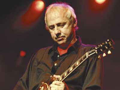 Ένας γητευτής της κιθάρας στον Λυκαβηττό