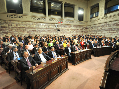 Το ΠΑΣΟΚ ”κόλλησε” ψείρες