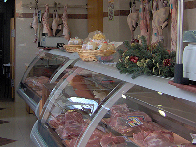 Κρεοπώλης την… έστησε στο διαρρήκτη