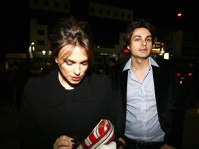 Ο Νίκος, η Σήλια Κριθαριώτη και η Ολυμπιακή