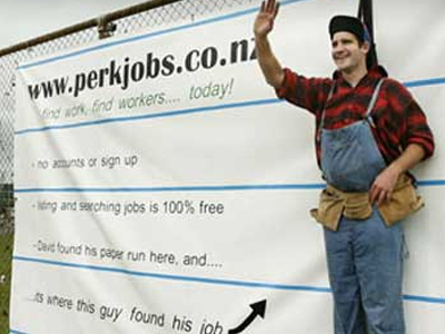 Έκανε τον εαυτό του… διαφημιστική πινακίδα