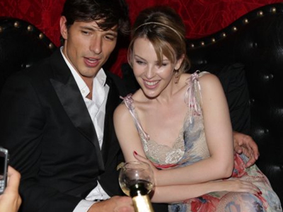 Το νέο αμόρε της Κάιλι Μινόγκ