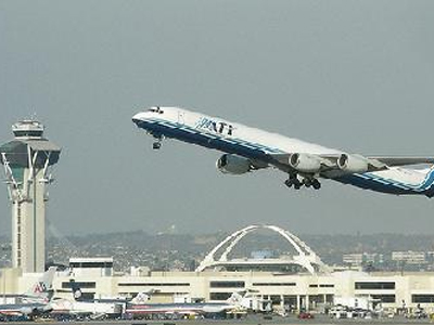 Αναστάτωση στο αεροδρόμιο του Λος Άντζελες από φάρσα για βόμβα