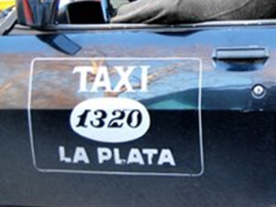 Η τιμιότητα ενός οδηγού ταξί ανταμείφθηκε… αδρά