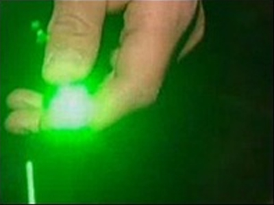 Παρέμβαση εισαγγελέα για τα λέϊζερ που τυφλώνουν τους πιλότους