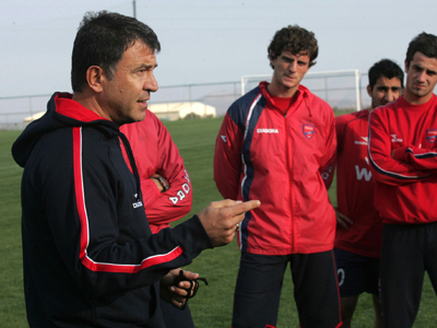 Έπιασε δουλειά ο Λεμονής