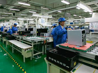 Απολύει 2.500 εργαζόμενους η Lenovo