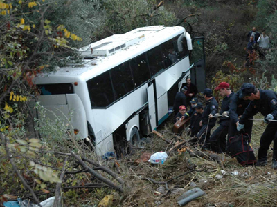Εκτροπή λεωφορείου με 8 τραυματίες στο Μενίδι Άρτας