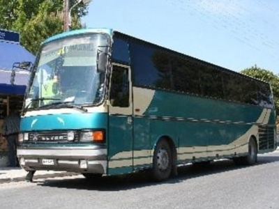 Πέταξαν πέτρα σε λεωφορείο των ΚΤΕΛ