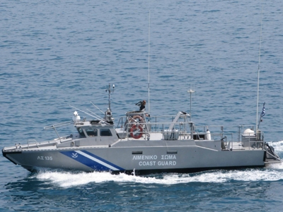 Θαλαμηγός προσάραξε σε αβαθή