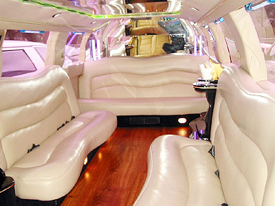 Λιμουζίνα – οίκος ανοχής