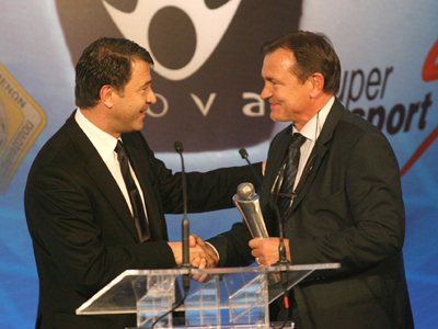 Χάνει πόντους ο Λεμονής, στην λίστα της Ομόνοιας ο Λίνεν