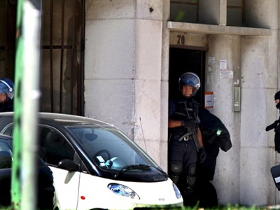 Αστυνομικός μέλος συμμορίας που λήστευε τράπεζες