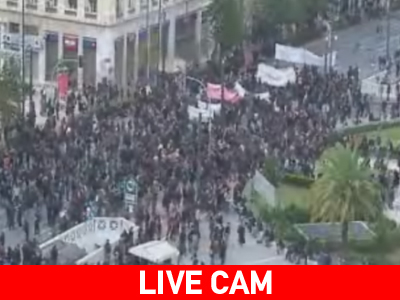 Πορεία  στο κέντρο της Αθήνας για τις κουκούλες και τις κάμερες