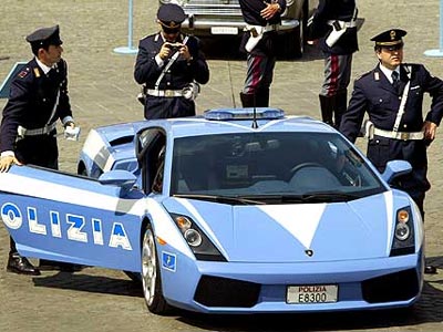 Άρχισαν… τα όργανα στην Ιταλία για την G8