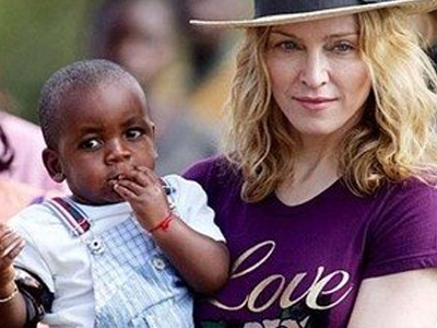 Η Μαντόνα θα υιοθετήσει κι άλλο παιδί