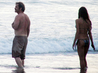 Ο ”άτακτος” Μελ Γκίμπσον με άγνωστη καλλονή