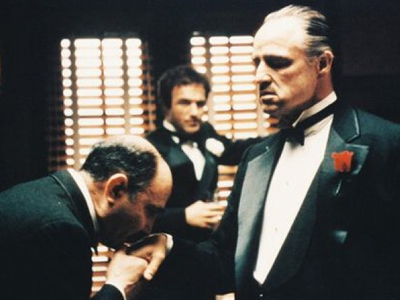 Οι νονοί της Μαφίας κατέκτησαν τo Facebook