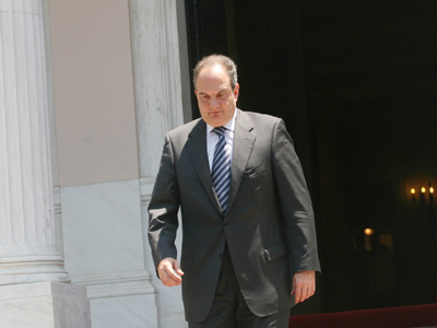 Τρέχουν να προλάβουν τα θερινά