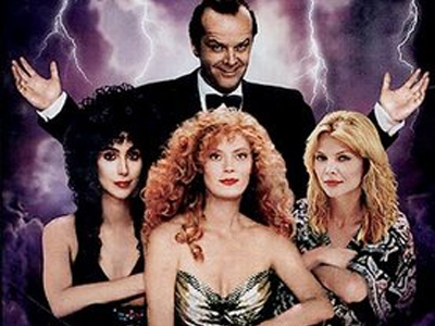 Τέσσερις γυναίκες και ο Βαΐτσης Αποστολάτος