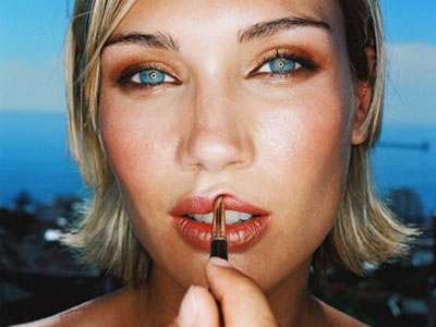 Να βαφτώ στην παραλία;