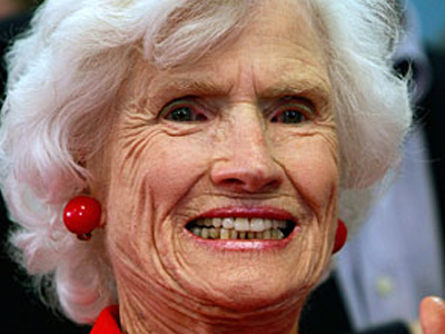 Μητέρα Μακέιν: Ο Ομπάμα είναι ”λευκός”